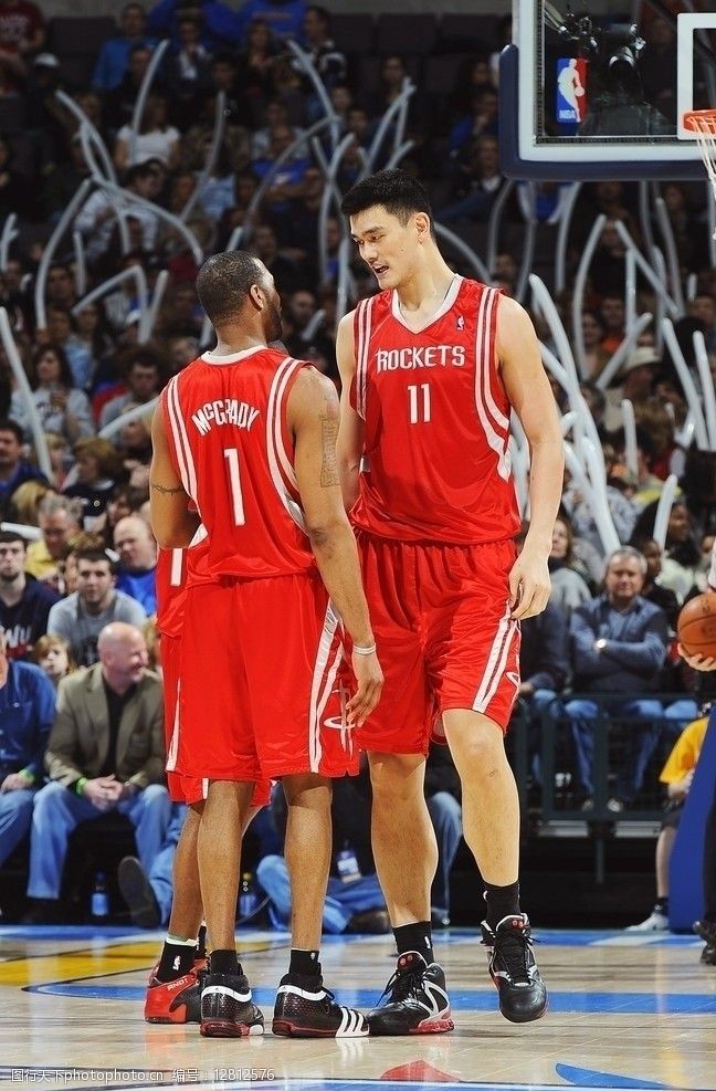 本菲卡1-1葡体，贡萨尔维斯、苏达科夫破门，普雷斯蒂安尼染红（本菲卡1-1葡体：贡萨尔维斯、苏达科夫建功，普雷斯蒂安尼红牌离场）