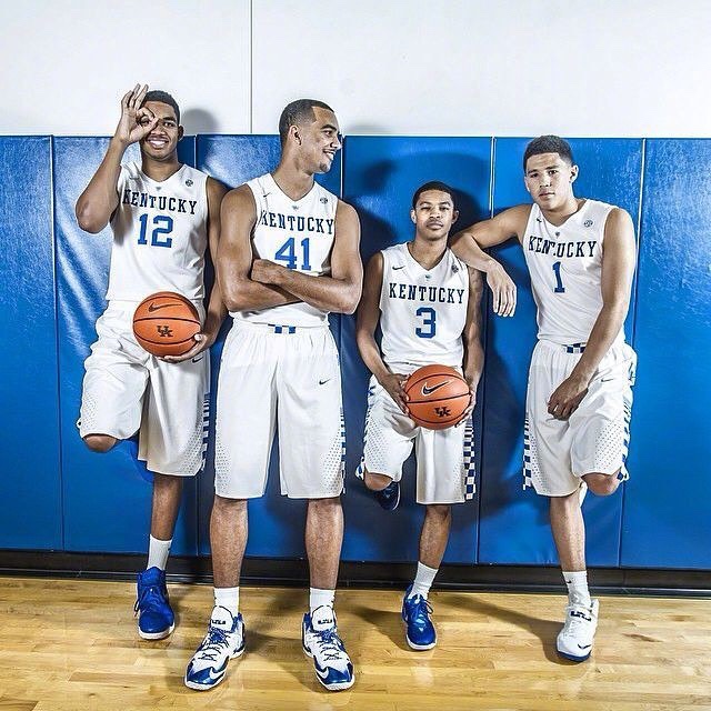 1-2！阿森纳遭读秒绝杀！曼城3-0大胜差2分，日本中场绝平利物浦（阿森纳1-2读秒遭绝杀，曼城3-0大胜将分差缩至2分，日本中场读秒绝平利物浦）