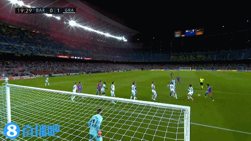 篮球火箭球队连续两场胜利庆祝（火箭队两连胜后热烈庆祝）