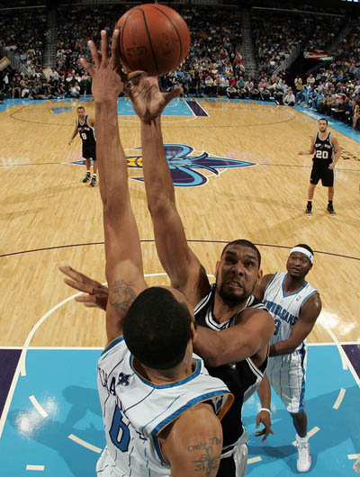 弗罗因德谈冬窗：没引援计划，伤员归队后球队阵容会非常完备（弗罗因德：冬窗不引援，伤员归来后阵容将十分齐整）